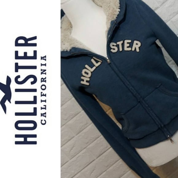Hollister Tops - Vintage Hollister Hoodie Blue with Fur